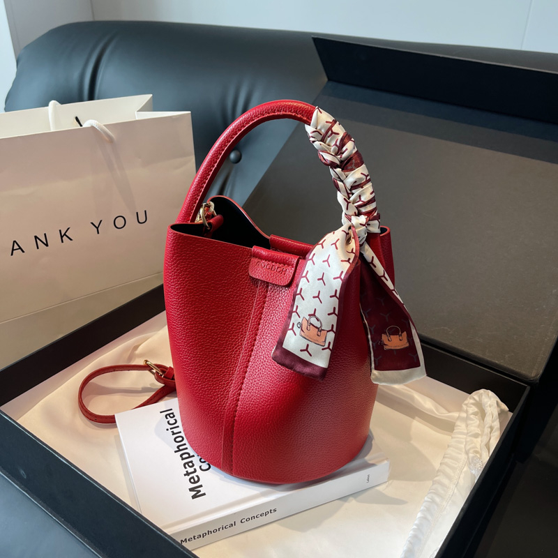Rote PU-Eimer-Schulter- und Um – Luxury Bags For Women Sale Bewertung und Preis
