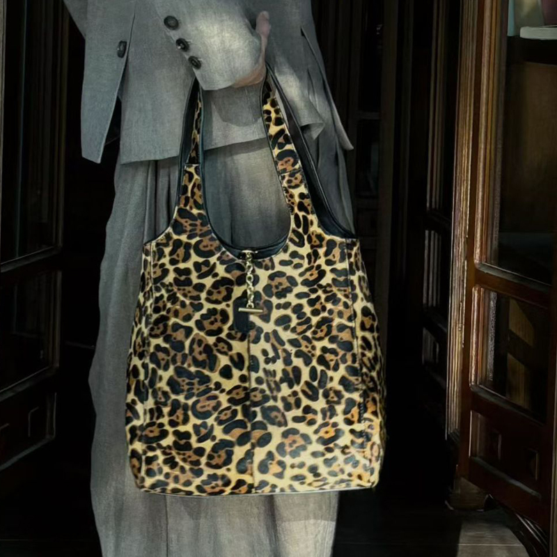 Leder-Bucket-Bags für Damen Lu – Luxury Bags 2026 Bewertung und Preis