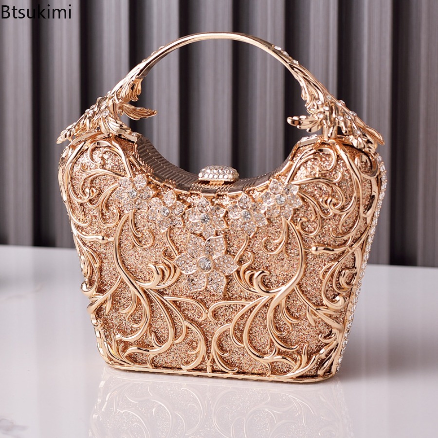 Ausgehöhlte Metall-Abendtasche – Luxury Bags Reseller Bewertung und Preis