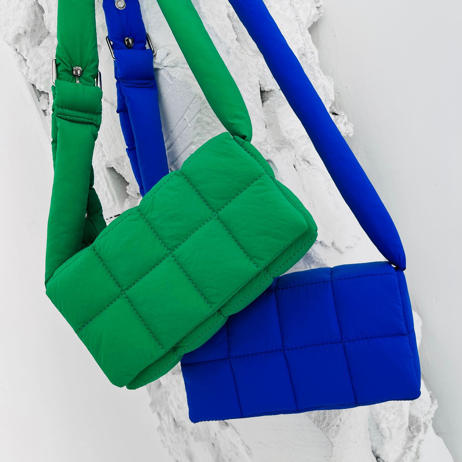 Gewebte Baumwoll-Umhängetasche – Luxury Bags Sling Bewertung und Preis