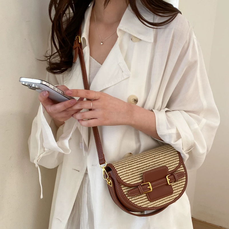 Englischer Stil Mini-Strohsatt – Luxury Bags 2026 Bewertung und Preis